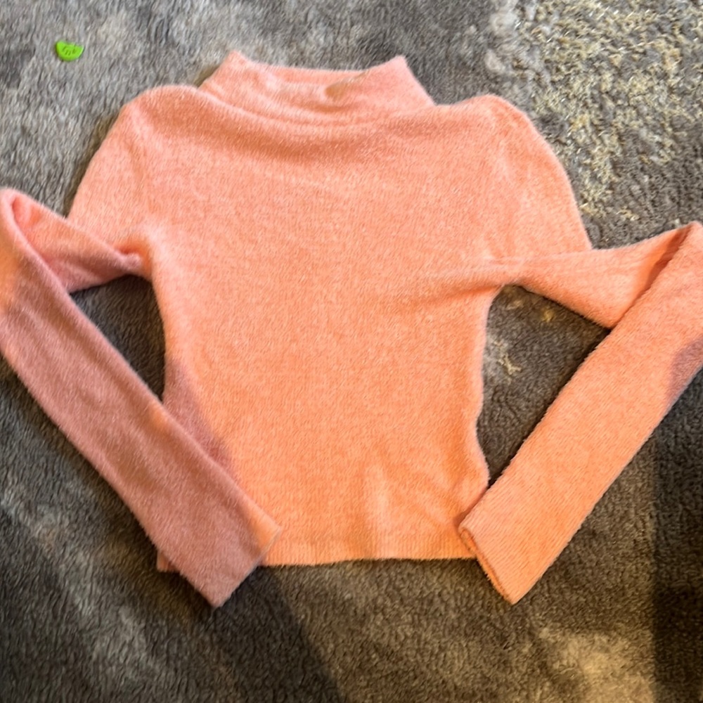 pink sweater